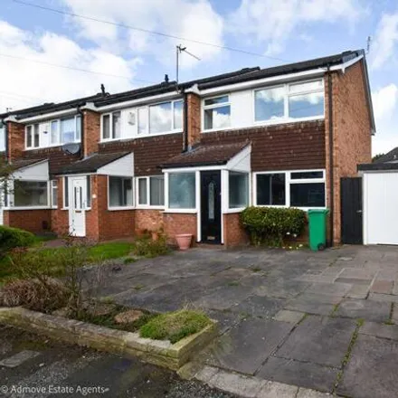 Rent this 3 bed townhouse on Amberwood Drive in Wythenshawe, M23 9PR