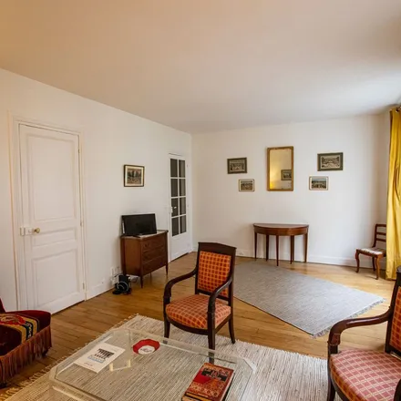 Rent this 2 bed apartment on 75 Boulevard de Grenelle in 75015 Paris, France