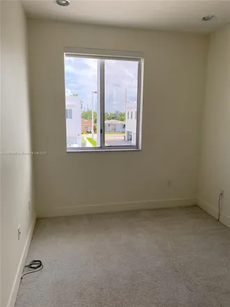 Image 8 - 2615 Northeast 213th Street, Miami-Dade County, FL 33180, USA - Townhouse for rent