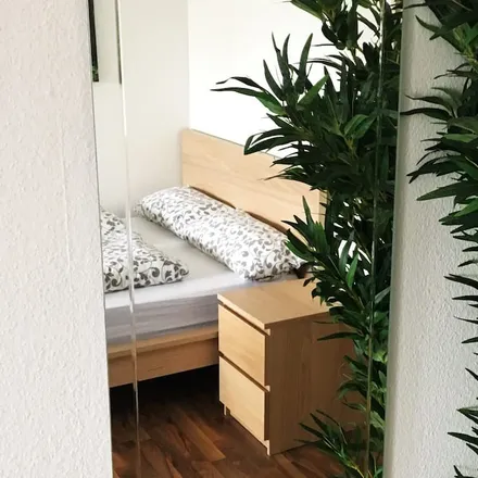 Rent this studio apartment on Altmühlstraße 12