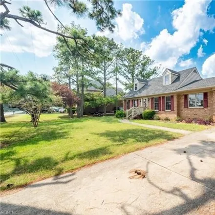 Image 2 - 97 Browns Neck Road, Poquoson, VA 23662, USA - House for sale