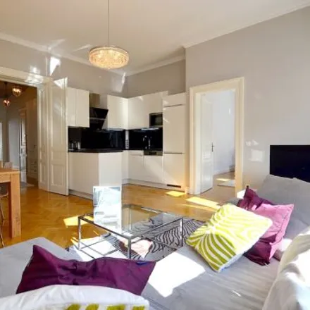 Rent this 3 bed apartment on Pettenkofengasse 5 in 1030 Vienna, Austria