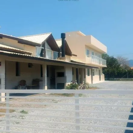 Buy this 6 bed house on Instituto Federal de Santa Catarina Campus Garopaba in Rua Jaime Menezes, Campo d'Una
