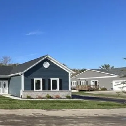 Buy this 3 bed condo on 3104 27th Street in Somers, WI 53144