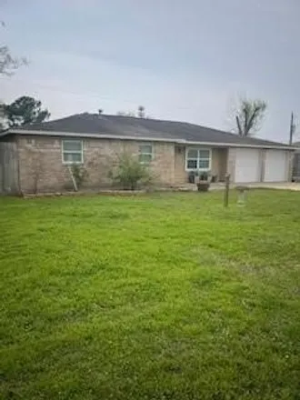 Rent this 3 bed house on 2914 George St in Bacliff, Texas