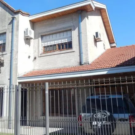 Buy this 4 bed house on Grupo Scout Indios Kilmes in Rivadavia, Quilmes Este