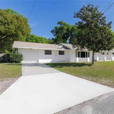 Buy this 4 bed house on 339 Cumberland Road in North DeLand, Volusia County
