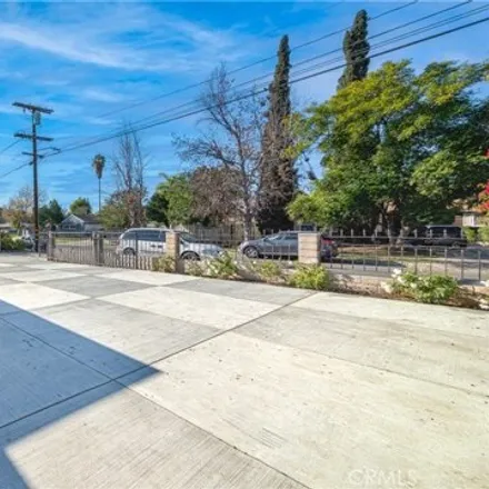 Image 4 - 14684 Hart Street, Los Angeles, CA 91405, USA - House for rent
