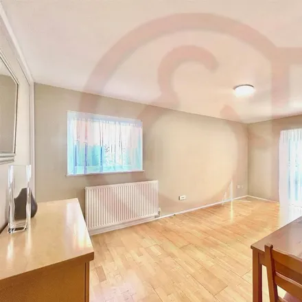 Rent this 2 bed apartment on Hammersmith & Chiswick in Chiswick High Road, London