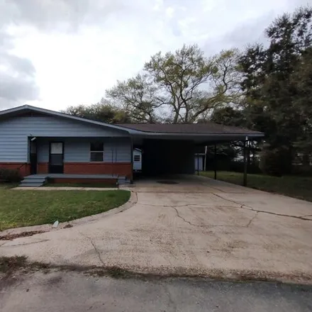 Rent this 3 bed house on 1704 Smith Avenue in Pascagoula, MS 39567