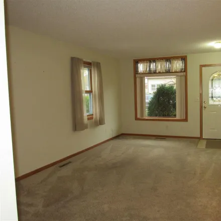 Image 8 - 308 East 10th Street, Blue Earth, MN 56013, USA - Duplex for sale