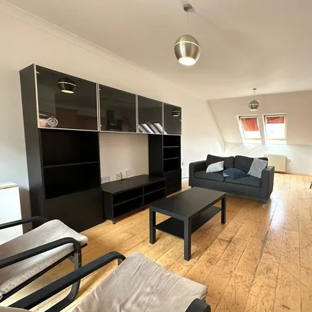 Rent this 3 bed apartment on East Street in Leeds, LS9 8AR
