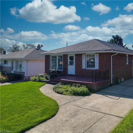 Buy this 2 bed house on 12380 Oakview Boulevard in Garfield Heights, OH 44125