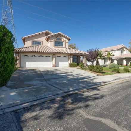 Image 4 - 12472 Kirkwood Drive, Victorville, CA 92392, USA - House for sale