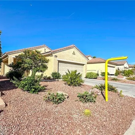 Buy this 2 bed house on 2786 Meadow Park Ave in Henderson, Nevada