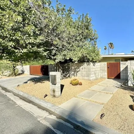 Image 4 - 554 North Calle Marcus, Palm Springs, CA 92262, USA - House for sale