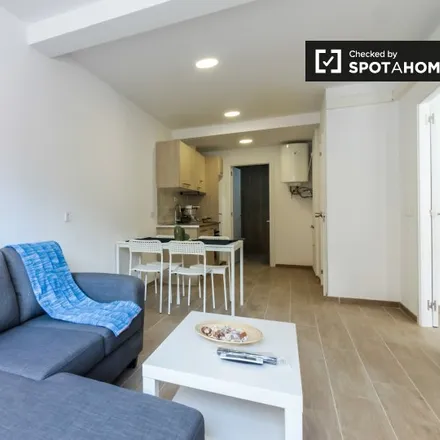 Rent this 1 bed apartment on Carrer del Moianès in 36, 42