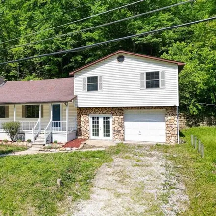Buy this 4 bed house on 2672 5th Street Road in Huntington, WV 25701