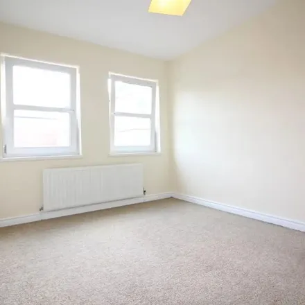 Image 9 - unnamed road, Royal Hillsborough, BT26 6AW, United Kingdom - Apartment for rent