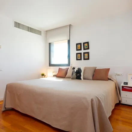 Rent this 4 bed apartment on Carrer dels Somatents in 08950 Esplugues de Llobregat, Spain