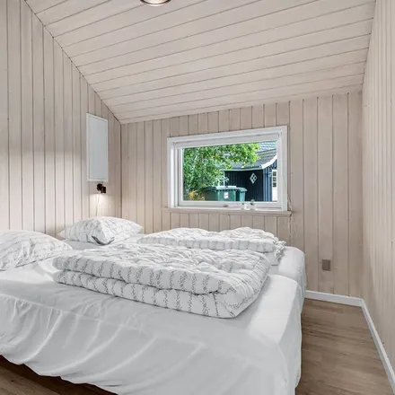 Rent this 5 bed house on Væggerløse in Stationsvej, 4873 Væggerløse