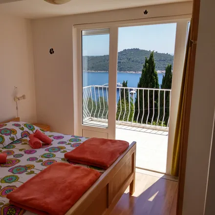Rent this 1 bed apartment on Ulica Bruna Bušića in 20108 Dubrovnik, Croatia