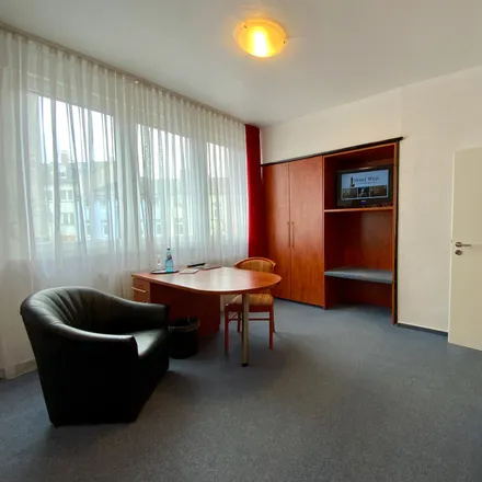 Image 3 - Gräfstraße 81, 60486 Frankfurt, Germany - Apartment for rent