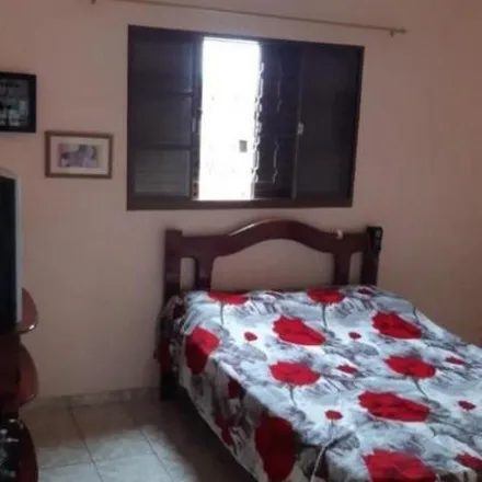 Buy this 3 bed house on Rua Moisés de Oliveira in Loteamento Jardim Amélia, Sumaré - SP