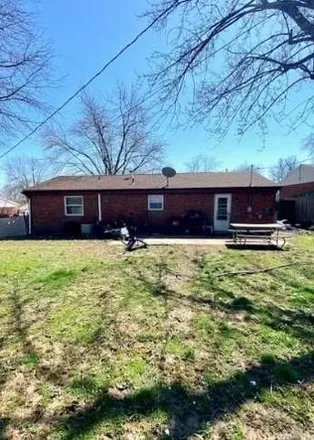 Buy this 3 bed house on 225 Oxford Drive in Fairborn, OH 45324