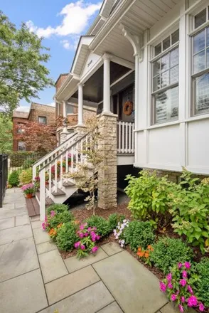 Image 2 - 3649 North Paulina Street, Chicago, IL 60613, USA - House for sale