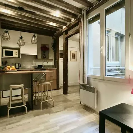 Image 2 - 83 Rue Montmartre, 75002 Paris, France - Apartment for rent