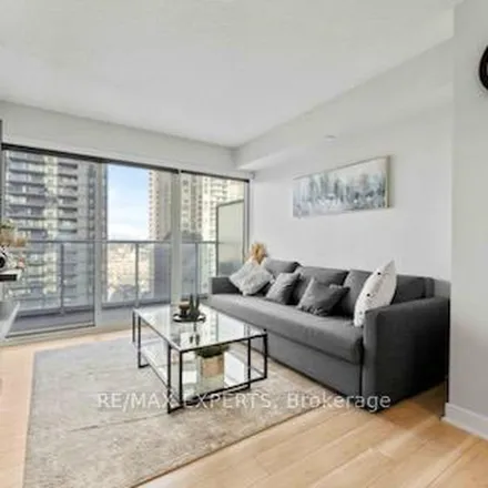 Image 1 - 19 Bathurst Street, Old Toronto, ON M5V 1B7, Canada - Apartment for rent