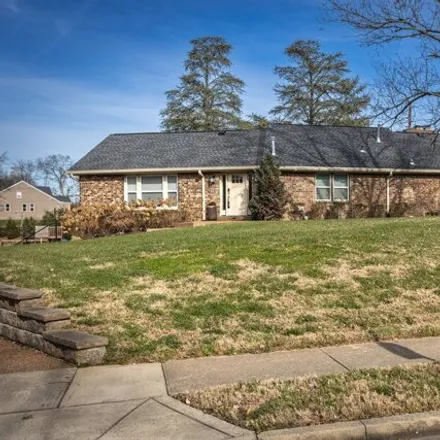 Buy this 4 bed house on 6200 Banbury Sta in Brentwood, Tennessee