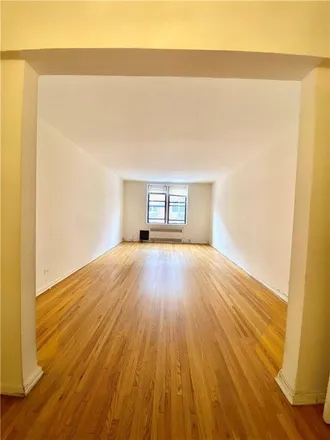 Image 3 - 1840 East 13th Street, New York, NY 11229, USA - Apartment for sale
