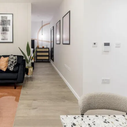 Buy this studio apartment on Sienna House in Macclesfield Road, London