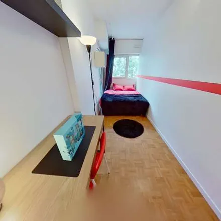 Rent this 5 bed apartment on 20 bis Rue Balard in 75015 Paris, France