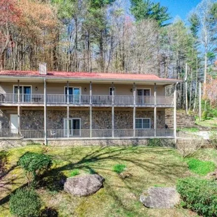 Image 6 - 252 Flat Mountain Estates, Macon County, NC 28741, USA - House for sale