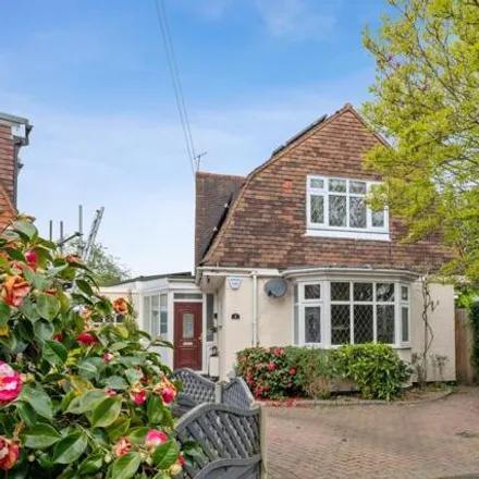 Buy this 4 bed house on The Croft in London, HA5 5EX