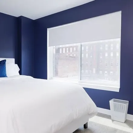 Rent this 2 bed condo on Philadelphia