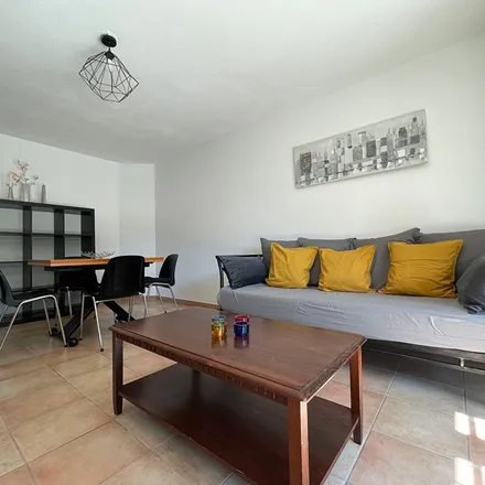 Rent this 1 bed apartment on 79 Rue du Feretra in 31400 Toulouse, France