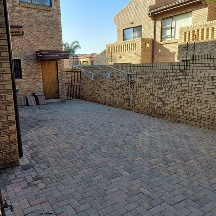 Image 3 - Bellairs Drive, Meyersdal, Gauteng, 2059, South Africa - Apartment for rent