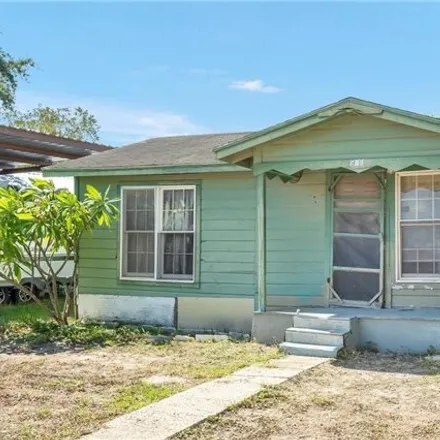 Buy this 3 bed house on 473 South 6th Street in Donna, TX 78537