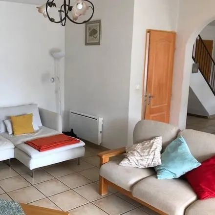 Rent this 4 bed house on 84400 Provence-Alpes-Côte d'Azur