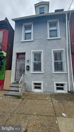 Rent this 3 bed house on 3796 Mount Vernon Street in Philadelphia, PA 19104