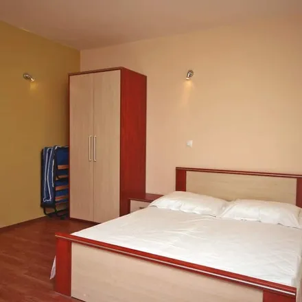 Rent this studio apartment on 21315 Općina Dugi Rat