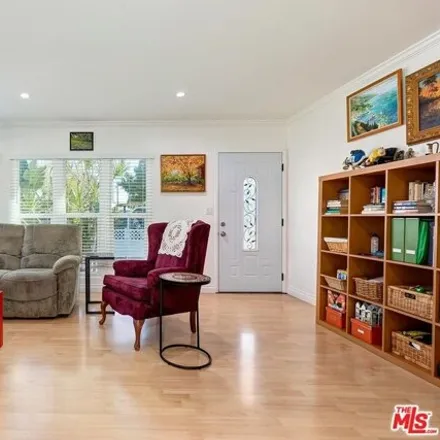 Image 7 - 3929 Bentley Ave, Culver City, California, 90232 - House for sale