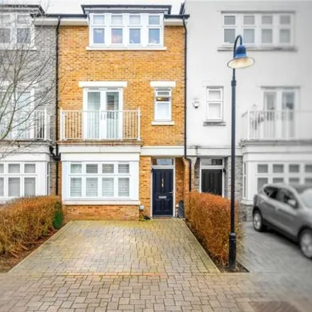 Buy this 4 bed townhouse on Sheen House in Emerald Square, London