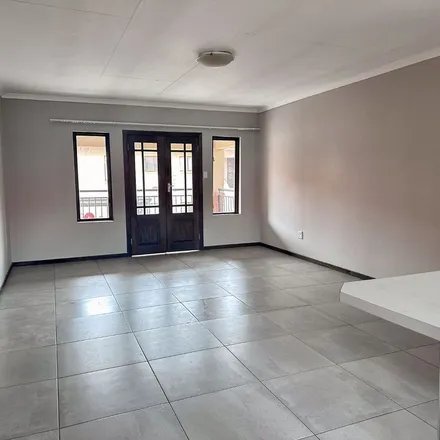 Rent this 2 bed apartment on Morris Place in Kenleaf, Brakpan
