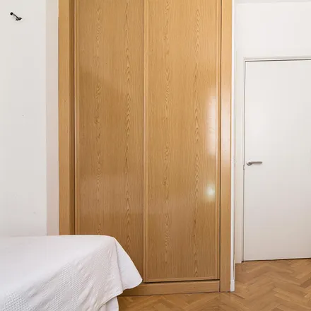 Image 2 - Madrid, Calle de Enrique Velasco, 43, 28038 Madrid - Room for rent