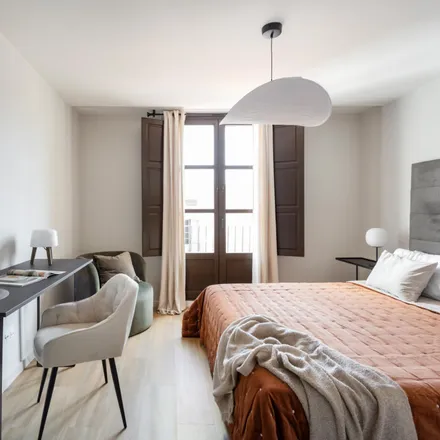 Rent this 2 bed apartment on Escola Bressol Carabassa in Carrer d'en Carabassa, 8